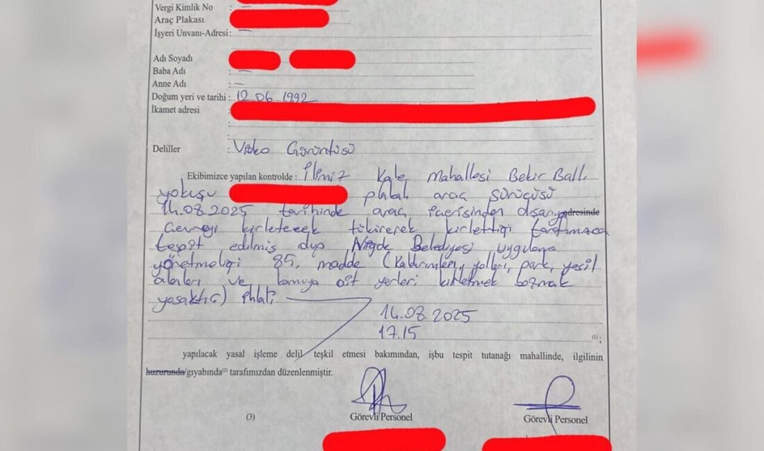 Niğde’de bir kişi aracının camından yere tükürdüğü için ceza yedi.