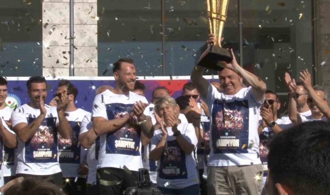 2025 Hentbol Erkekler Süper Kupası’nı kazanan Nilüfer Belediyespor Erkek Hentbol