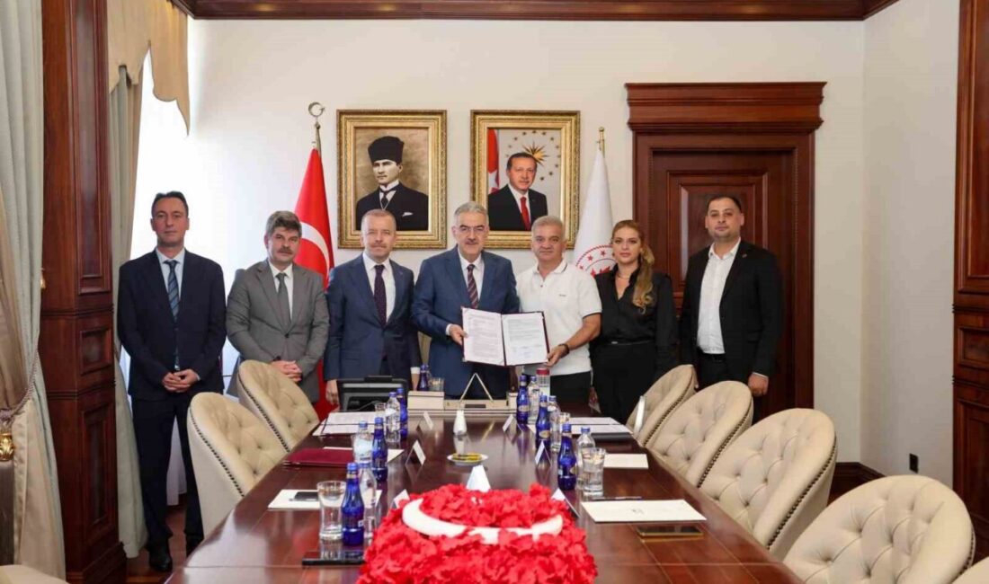 Bursa Valisi Erol Ayyıldız, hayırsever iş insanı Abuzer Leman’ın katkısıyla