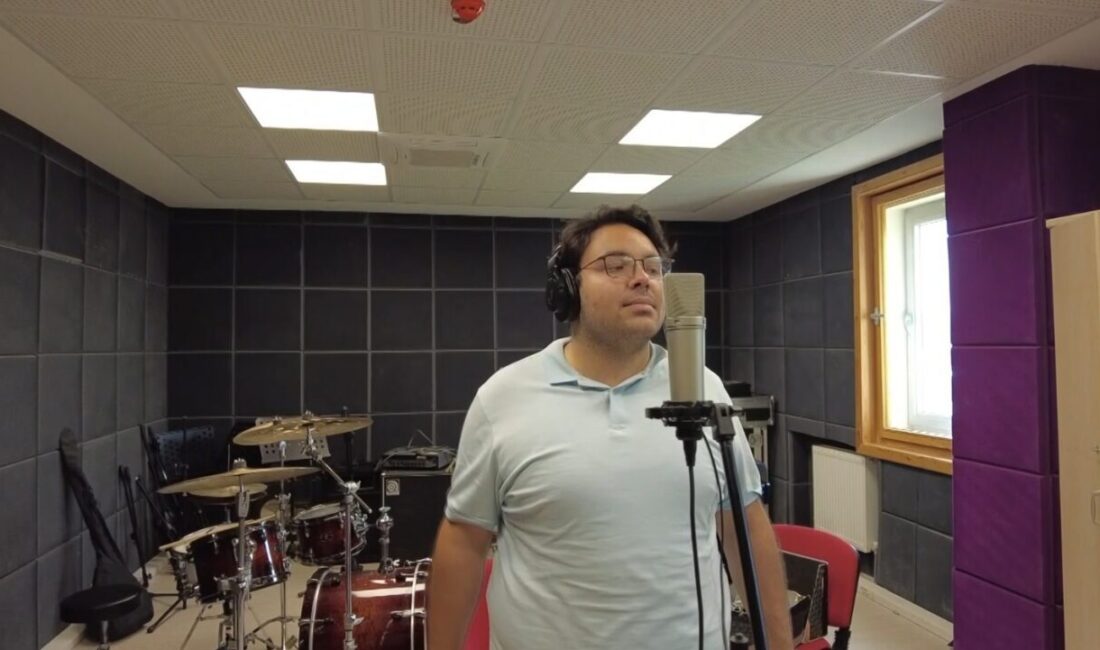 Çankırı Karatekin Üniversitesi Müzik Bölümü öğrencileri, üniversiteyi yazdıkları marşla anlattı.