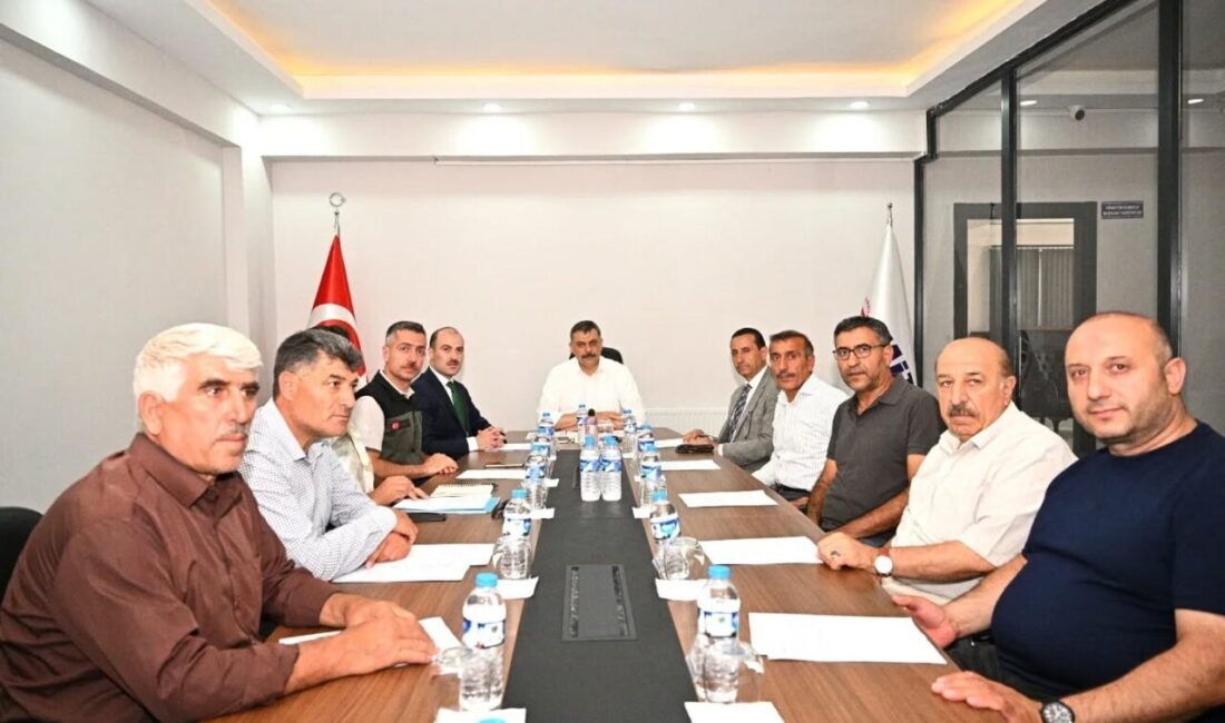 Oltu Organize Sanayi Bölgesi (OSB) Müteşebbis Heyeti Toplantısı Vali Mustafa