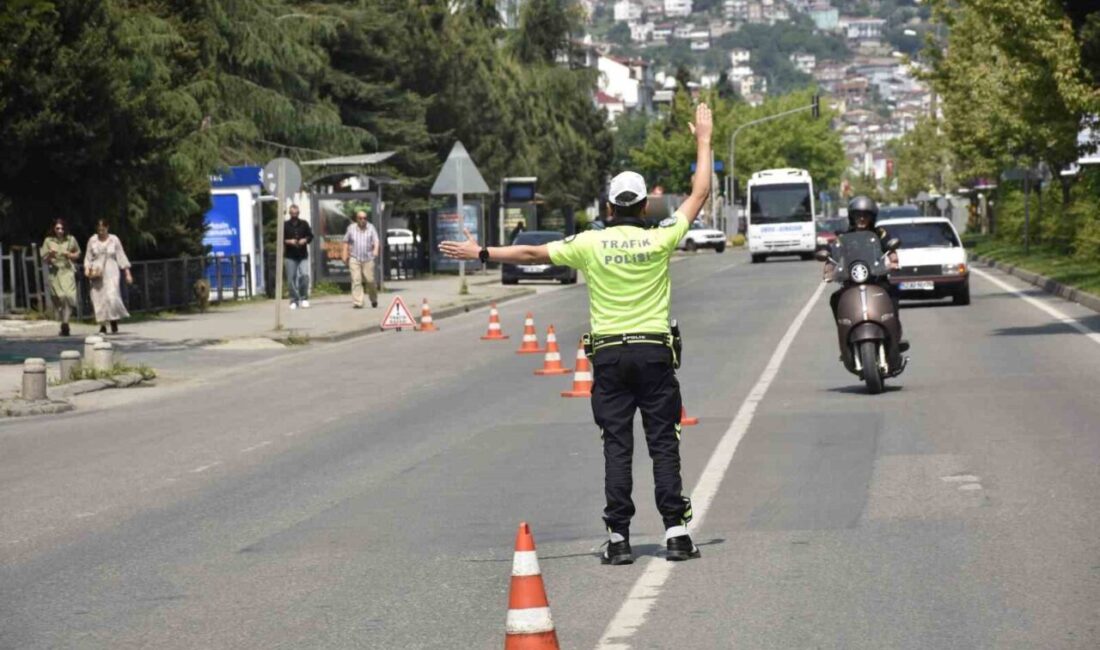 Ordu’da polis ekipleri tarafından trafik kazalarını azaltmaya yönelik yapılan denetimlerde