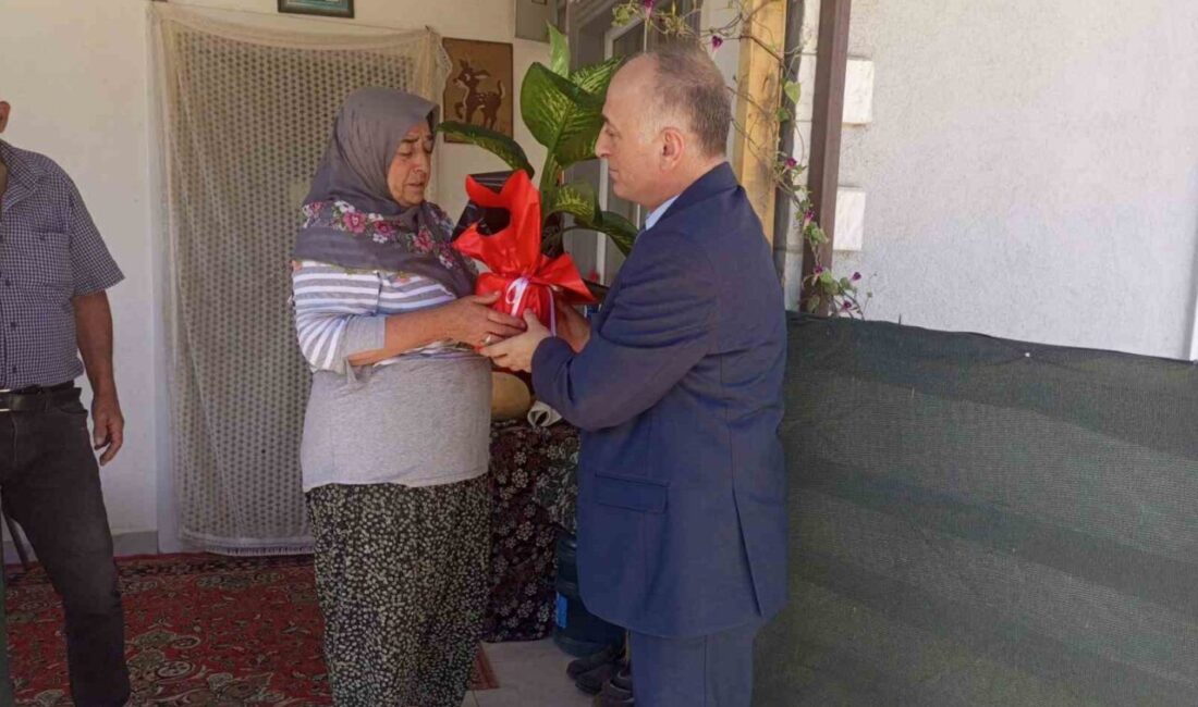 Eskişehir İl Tarım ve Orman Müdürü Yüksel Çil ile beraberindeki