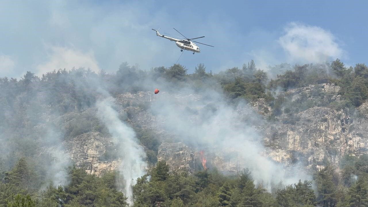 Karabük’te 21 saat önce başlayan ve ekiplerin müdahalesiyle enerjisi düşürülen