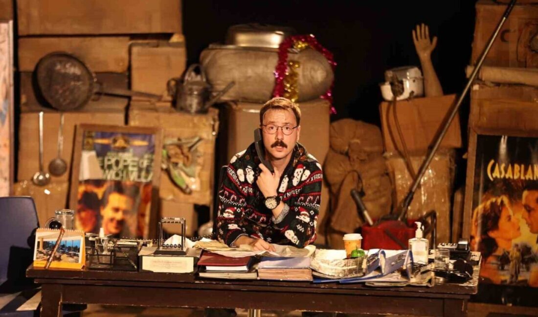 Nilüfer Belediyesi Kent Tiyatrosu’nun yaz programında İstanbul Devlet Tiyatrosu’nun “Tamamen