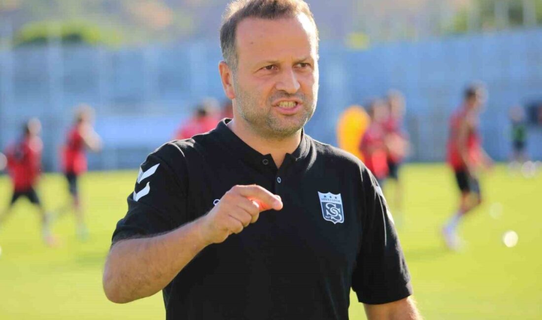 Sivasspor Teknik Direktörü Osman Zeki Korkmaz, son haftalarda camia tarafından