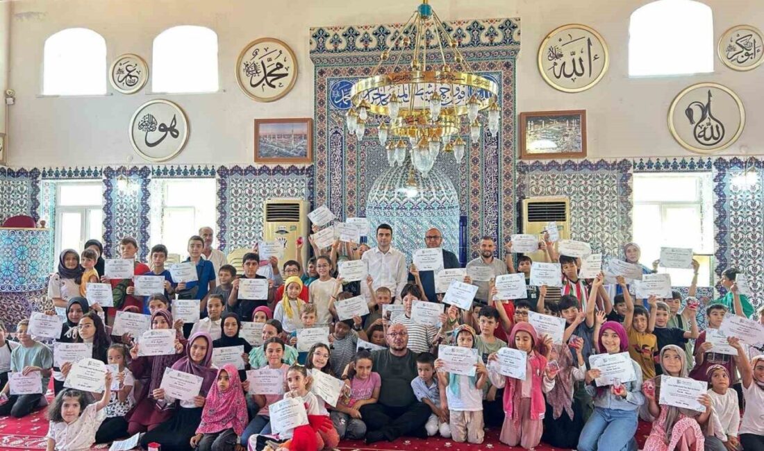 Bilecik’in Osmaneli ilçesinde Kaymakam Abdüssamed Kılıç, İlçe Müftüsü Recep Işıldar