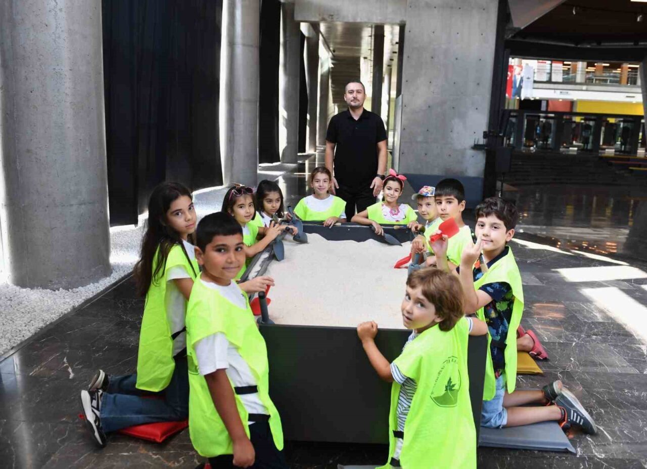 Osmangazi Belediyesi, ’’Minik Arkeologlar İş Başında’’ projesi ile çocuklara arkeologluk