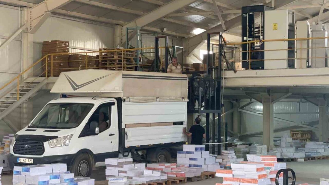 Osmaniye’de, Milli Eğitim Bakanlığı tarafından 2025-2026 eğitim-öğretim yılı döneminde öğrencilere