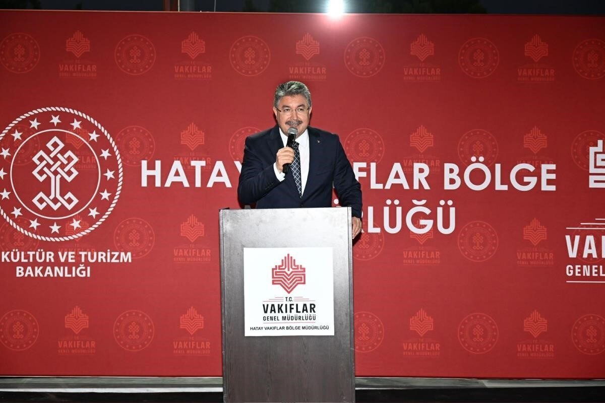 Osmaniye’de düzenlenen toplu sünnet merasiminde çocuklara bisiklet ve altın hediye