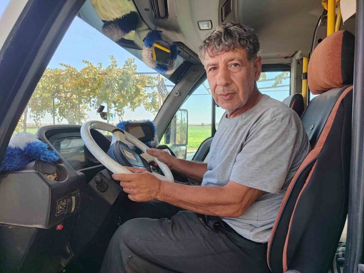 Adana’da otobüs şoförlerinin güzergahlarına giren dolmuş şoförlerinin önünü kesip tehdit