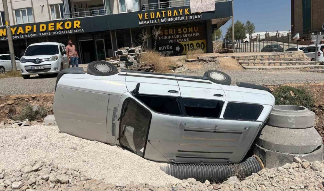 Adıyaman’ın Besni ilçesinde otomobilin alt yapı çukuruna düşmesi sonucu 5