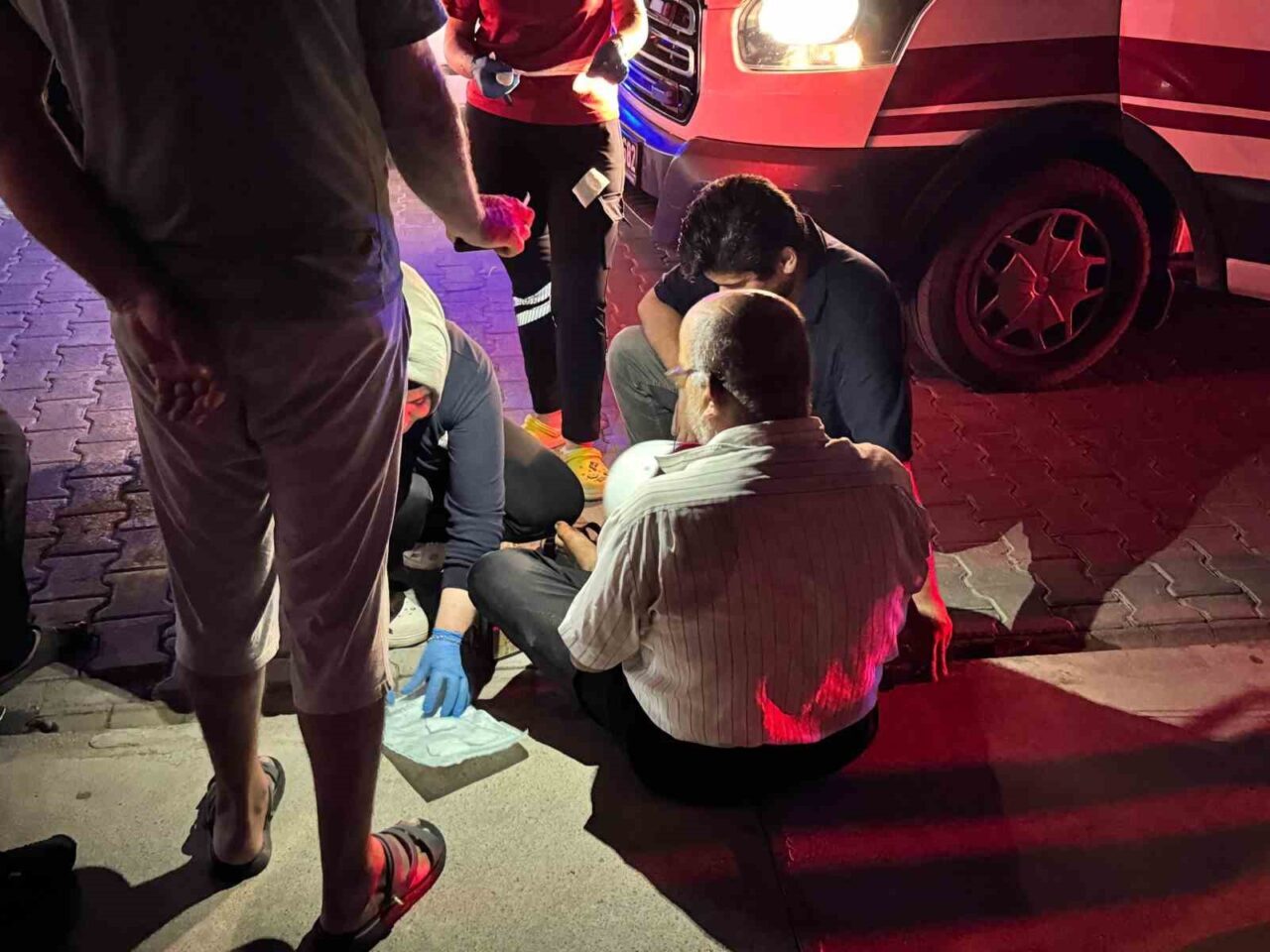 Antalya’nın Gazipaşa ilçesinde otomobille motosikletin çarpıştığı kazada 1 kişi yaralanırken,