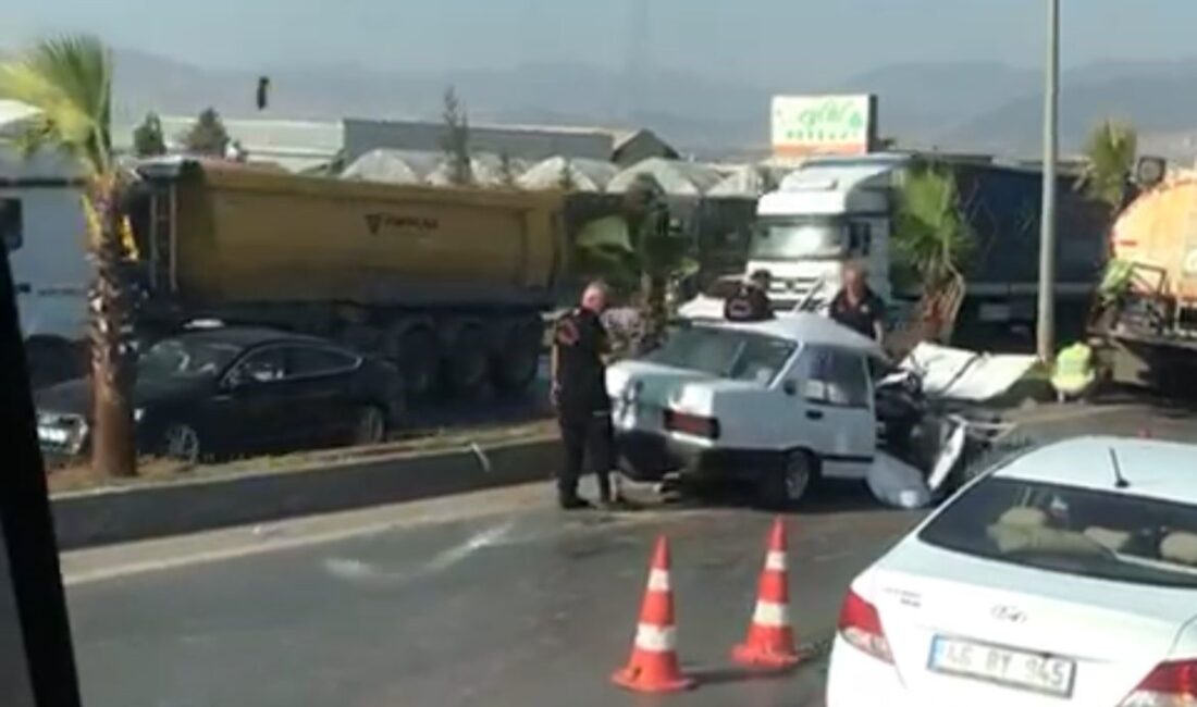 Kahramanmaraş’ta otomobilin tankere çarpması sonucu sürücü ağır yaralandı. Kaza, Onikişubat