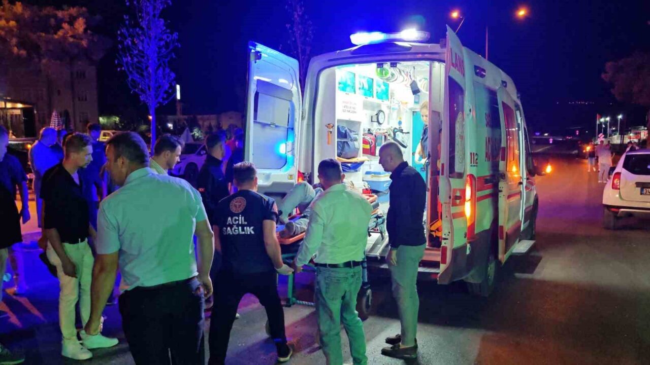 Tekirdağ’ın Malkara ilçesinde meydan gelen trafik kazasında motosiklet sürücüsü yaralandı.