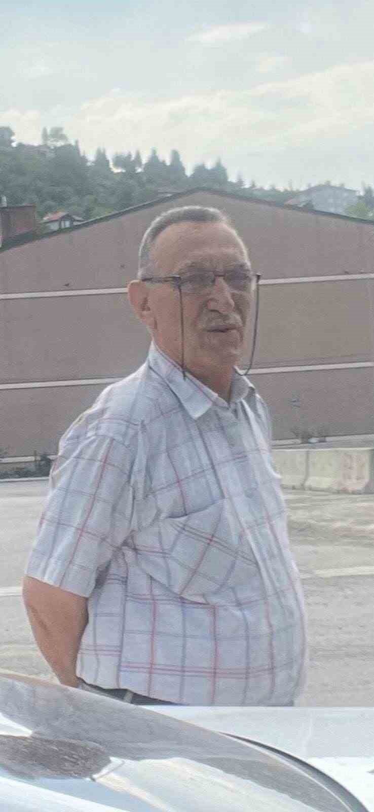 Kastamonu’da otomobilin çarpması neticesinde ağır yaralanan 76 yaşındaki adam, yaklaşık