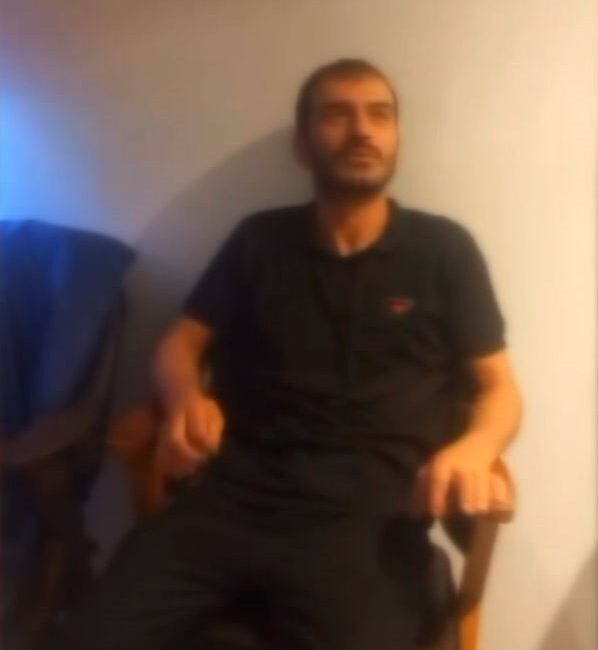 Beyoğlu’nda bir restorana baskın yaparak haraç iddiasıyla gözaltına alınan Ünlü