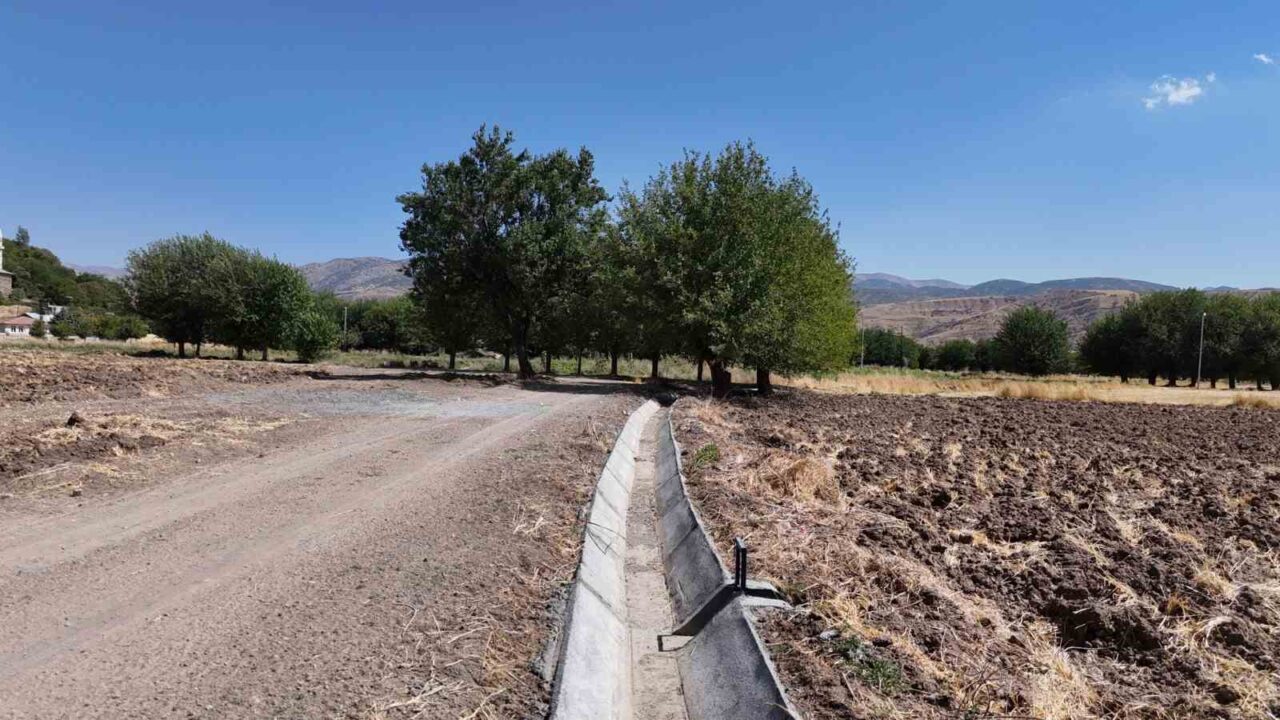 Elazığ’ın Palu ilçesi Seydili köyünde sulama suyu tesisi tamamlanarak hizmete