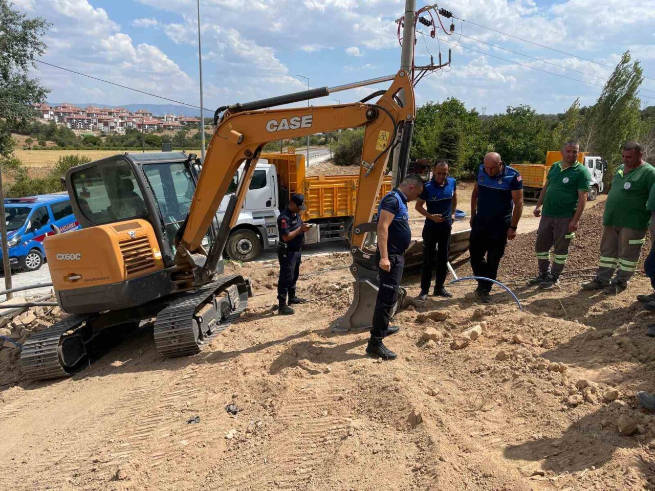 DENİZLİ (İHA) – Denizli’nin Çal ilçesinde yapılan çevre düzenlemesi sırasında,