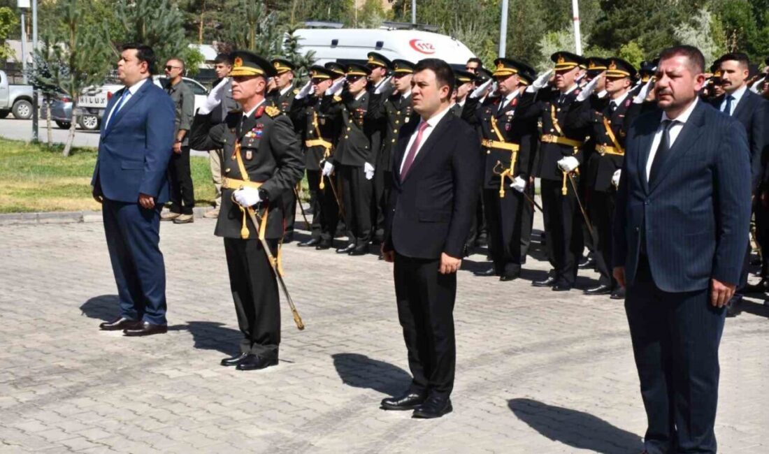 Ağrı’nın Patnos ilçesinde 30 Ağustos Zafer Bayramı’nın 103. yıl dönümü