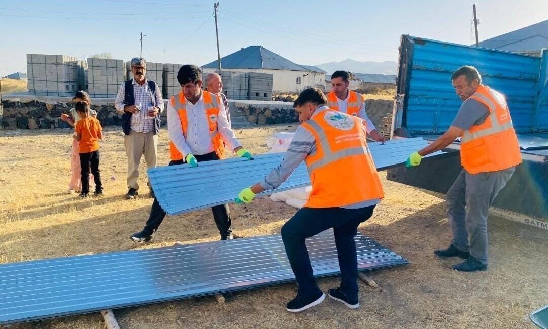 Ağrı’nın Patnos ilçesinde faaliyet gösteren İyilik Elçileri Derneği, Suluca köyünde