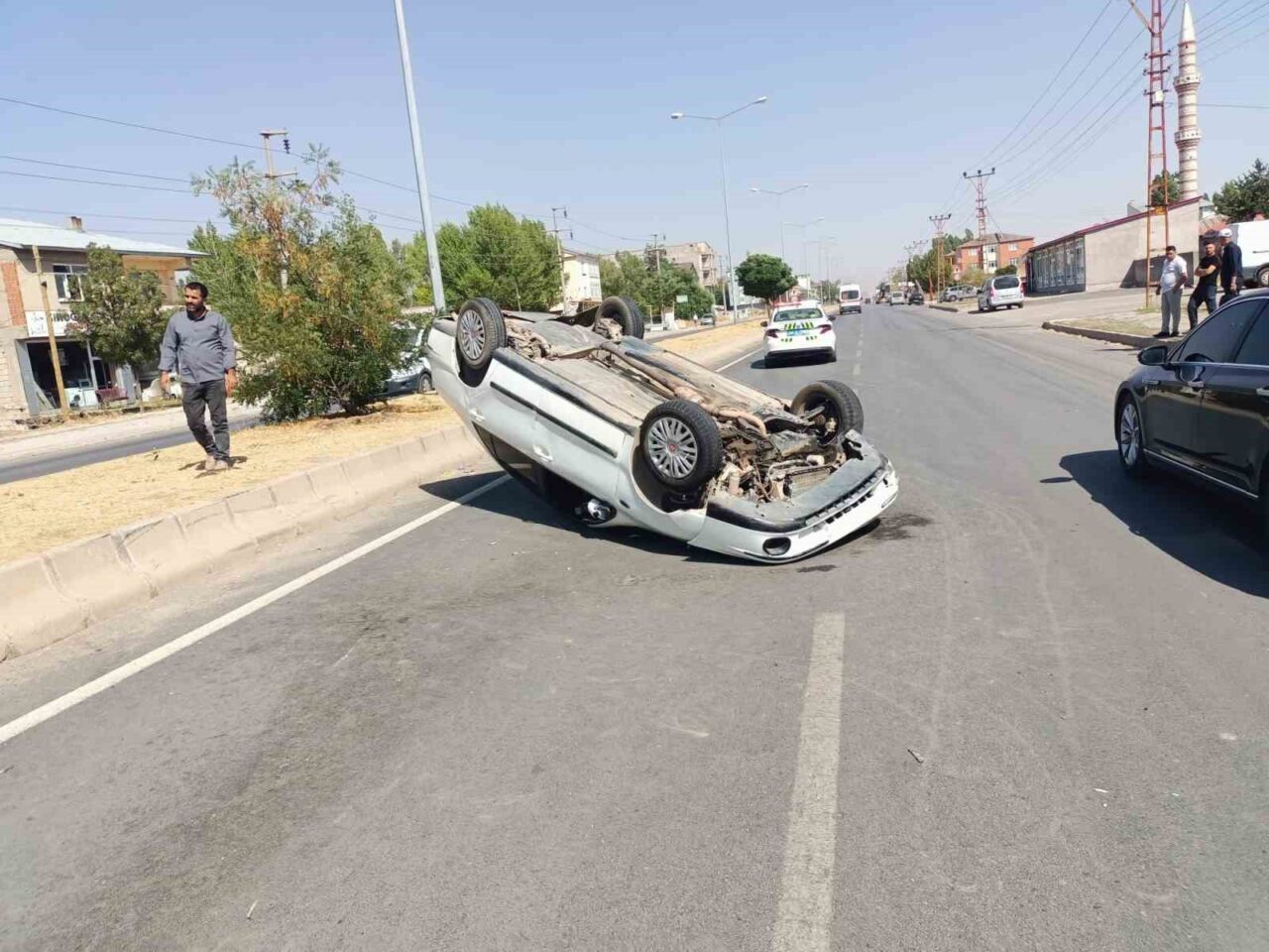 Ağrı’nın Patnos ilçesinde Van Bulvarı Dörtyol kavşağı yakınlarında meydana gelen