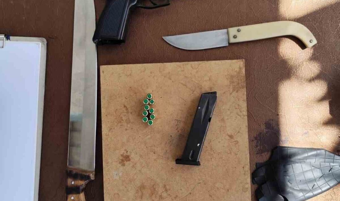 Kayseri’de polis ekipleri tarafından 16 yaşında bir çocuğun evinde yapılan