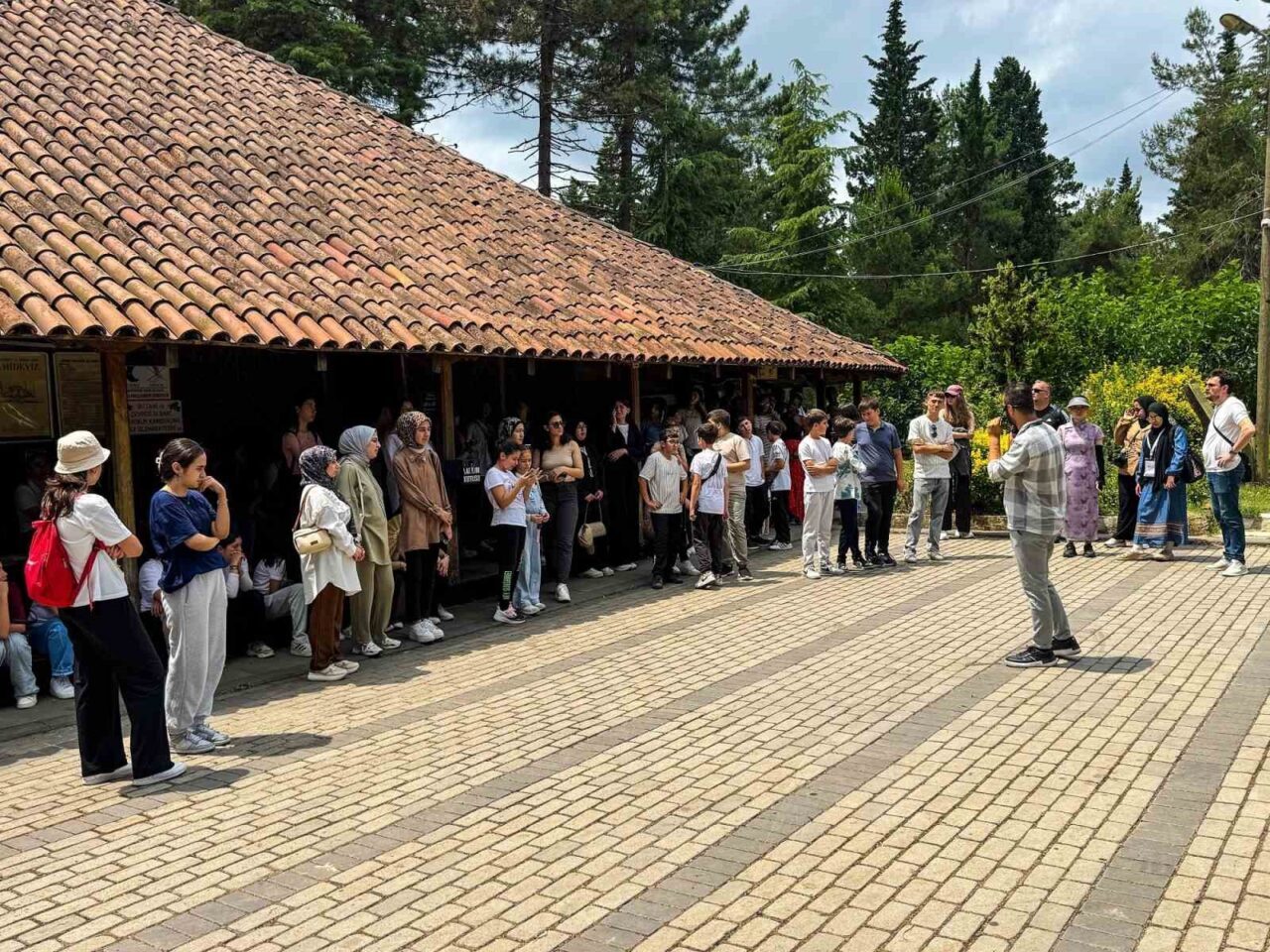 Samsun Büyükşehir Belediyesi’nin ’Petek Genç’ kamp programları yoğun katılımla devam
