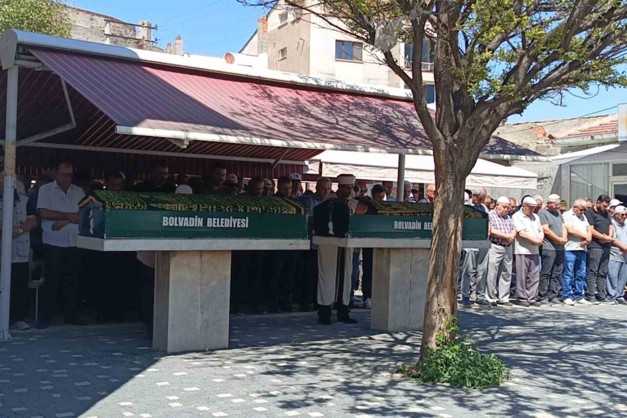 Afyonkarahisar’da önceki gün evinin önünde silahlı saldırıya uğrayan ve kaldırıldı