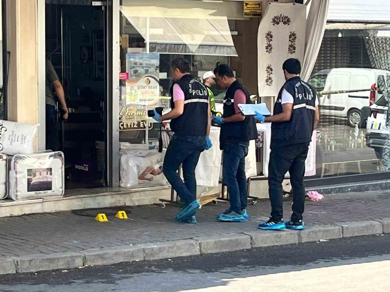 Aydın’ın Nazilli ilçesinde bir polis memuru, boşanma aşamasında olduğu eşine