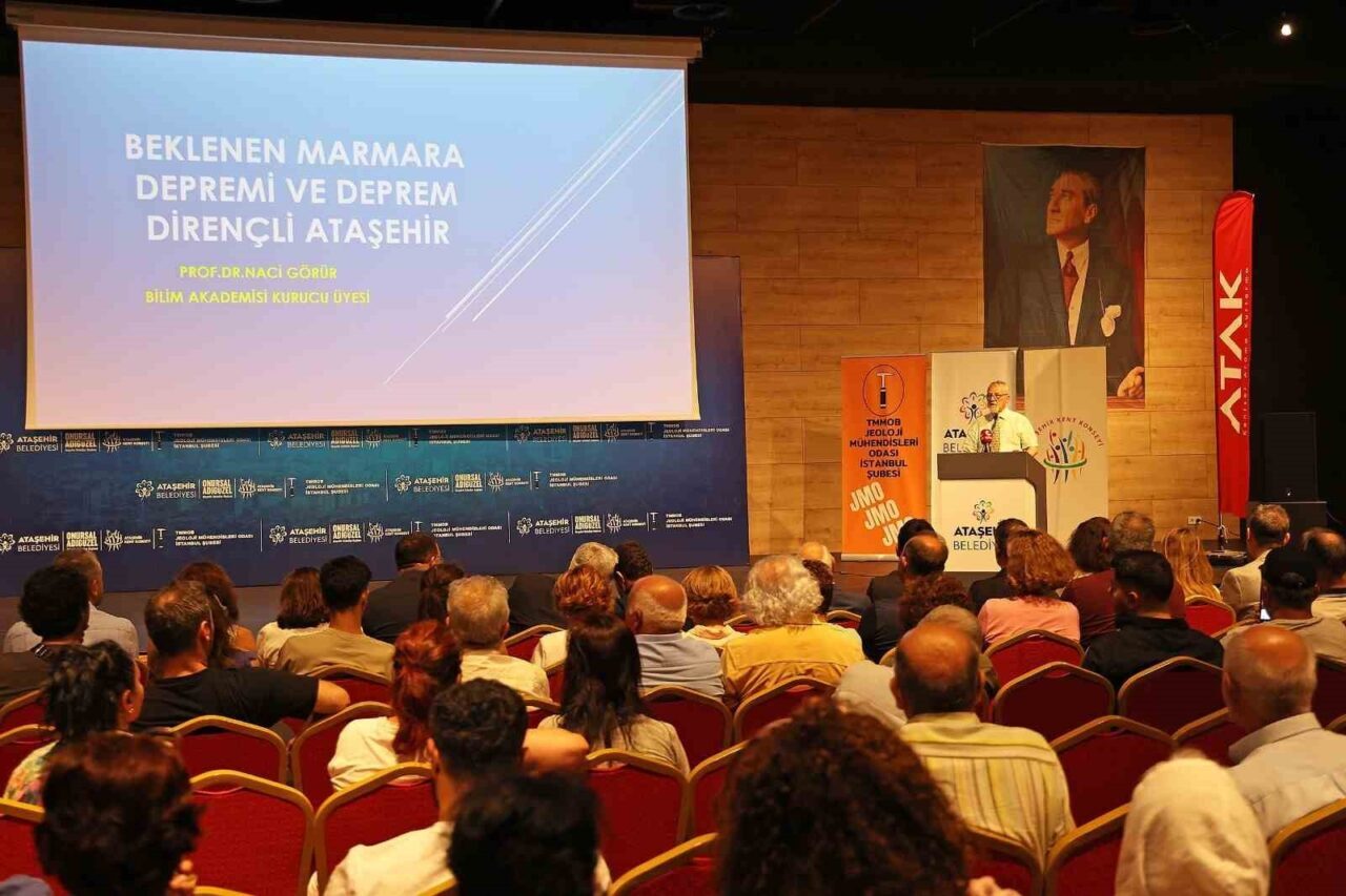 Ataşehir Belediyesi tarafından deprem riskine karşı halkı bilinçlendirmek amacıyla, jeolog
