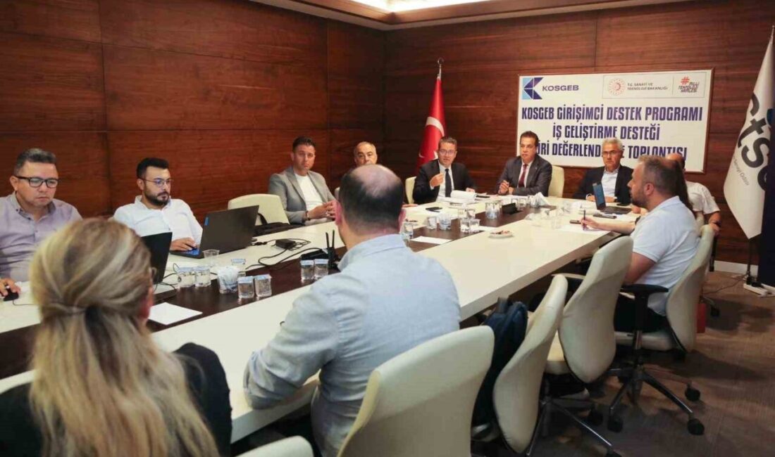 Projeler sunuldu, jüri üyeleri değerlendirdi STSO Başkanı Zeki Özdemir, KOSGEB Sivas İl Müdürlüğü tarafından girişimciliğe