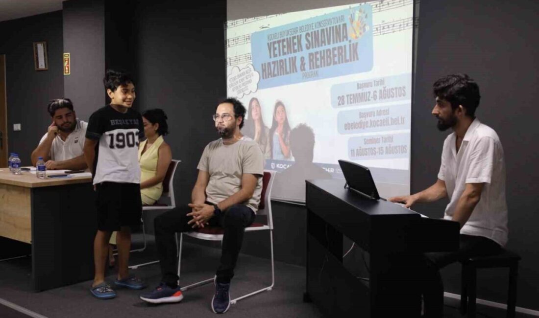 Kocaeli Büyükşehir Belediyesi Konservatuvarı, aday öğrencileri yetenek sınavı öncesinde bilgilendirmek