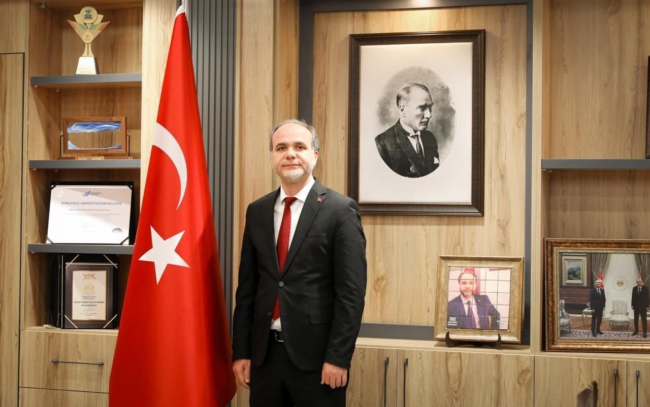 Niğde Ömer Halisdemir Üniversitesi Rektörü Prof. Dr. Hasan Uslu, 30