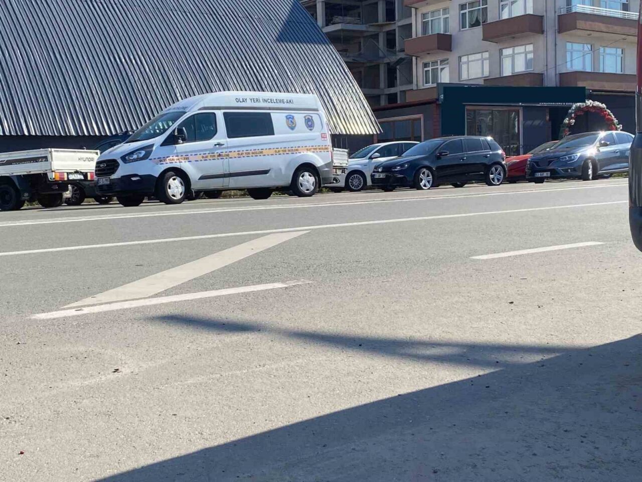 Rize’de mal sahibi ile kiracı arasında çıkan silahlı kavgada 3’ü