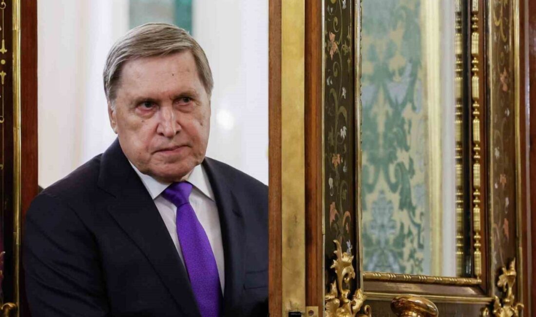 Rusya Devlet Başkanı Yardımcısı Yuri Uşakov, Rusya Devlet Başkanı Vladimir