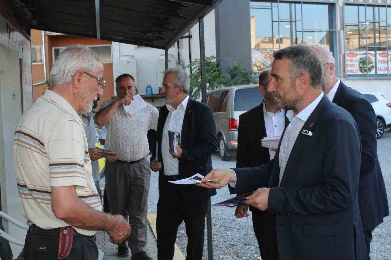 Saadet Partisi Kayseri İl Başkanı Erdal Altun ve beraberindeki heyet