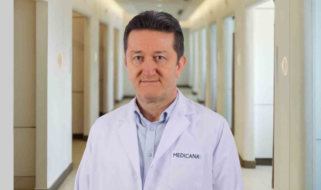 Göz sağlığıyla ilgili doğru kabul edilen yanlışları da açıklayan Medicana