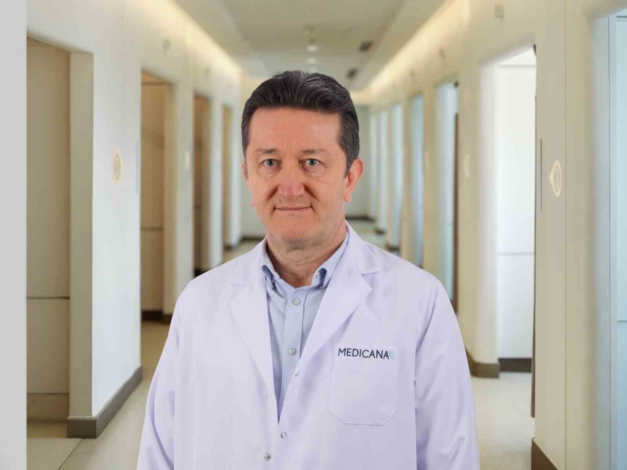 Göz sağlığıyla ilgili doğru kabul edilen yanlışları da açıklayan Medicana