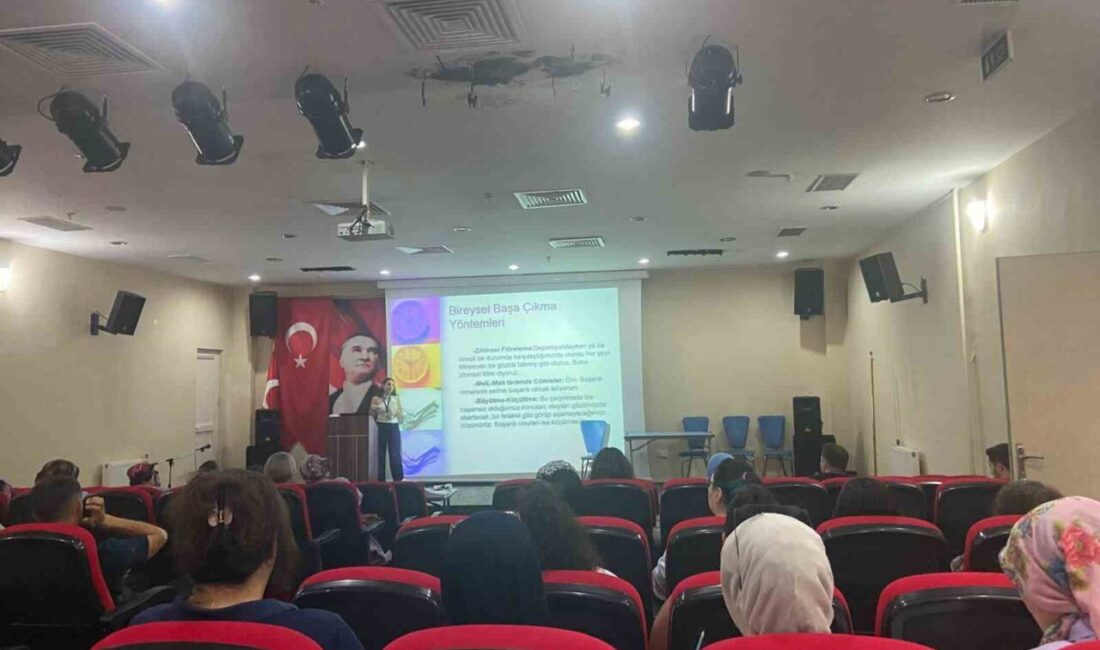 DÜZCE(İHA) – Akçakoca İlçe Sağlık Müdürlüğü ekipleri tarafından Gençlik ve