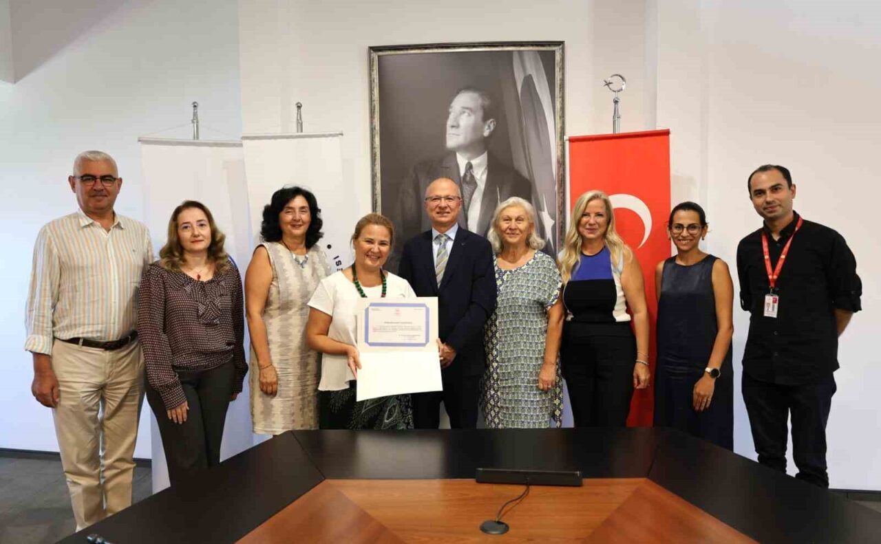 İzmir Ekonomi Üniversitesi (İEÜ), öğrencilerin fiziksel, sosyal ve sportif gelişimlerini