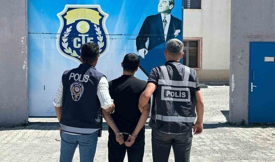 Hakkında 10 yıl hapis cezası bulunan 1 kişi düzenlediği sahte