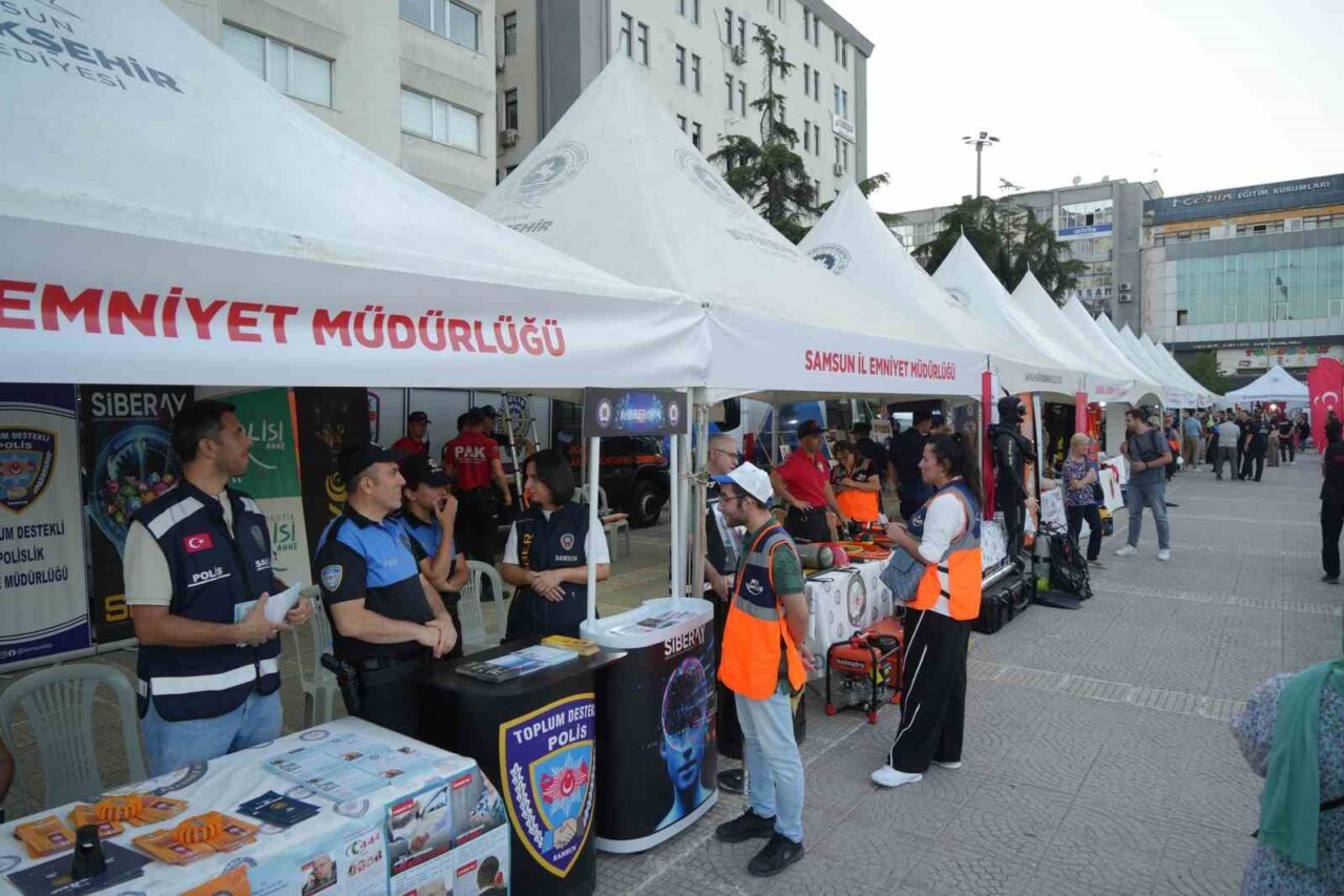 Samsun’da 17 Ağustos 1999 Marmara depreminin yıldönümünde deprem gerçeğini unutturmamak