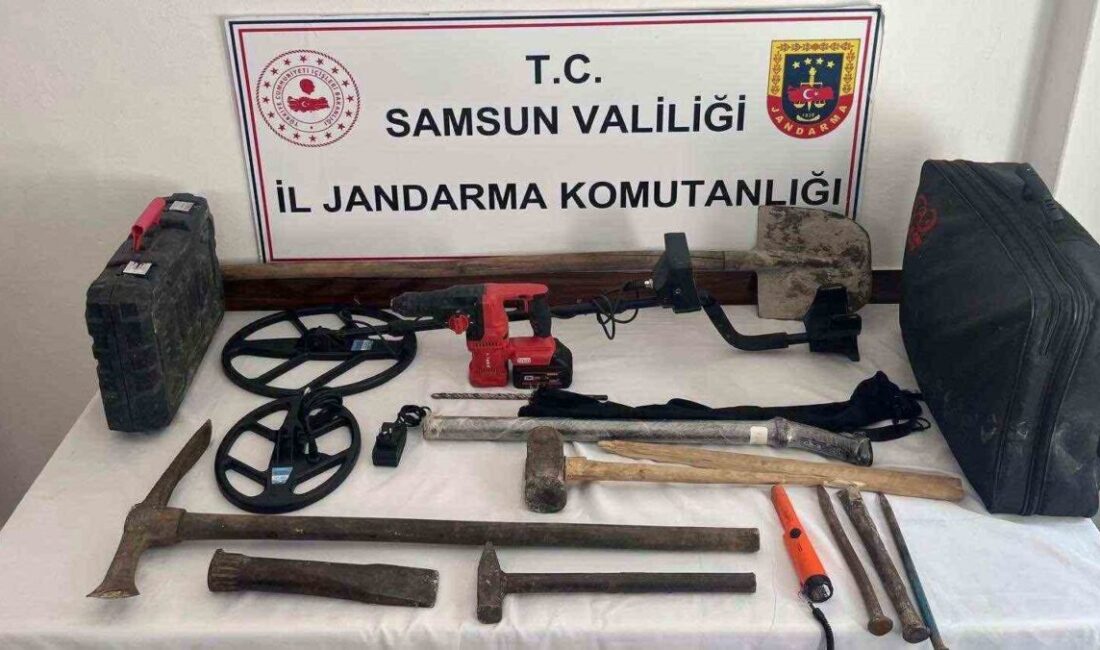 Samsun’da define aramak için kaçak kazı yapan 3 kişi jandarma