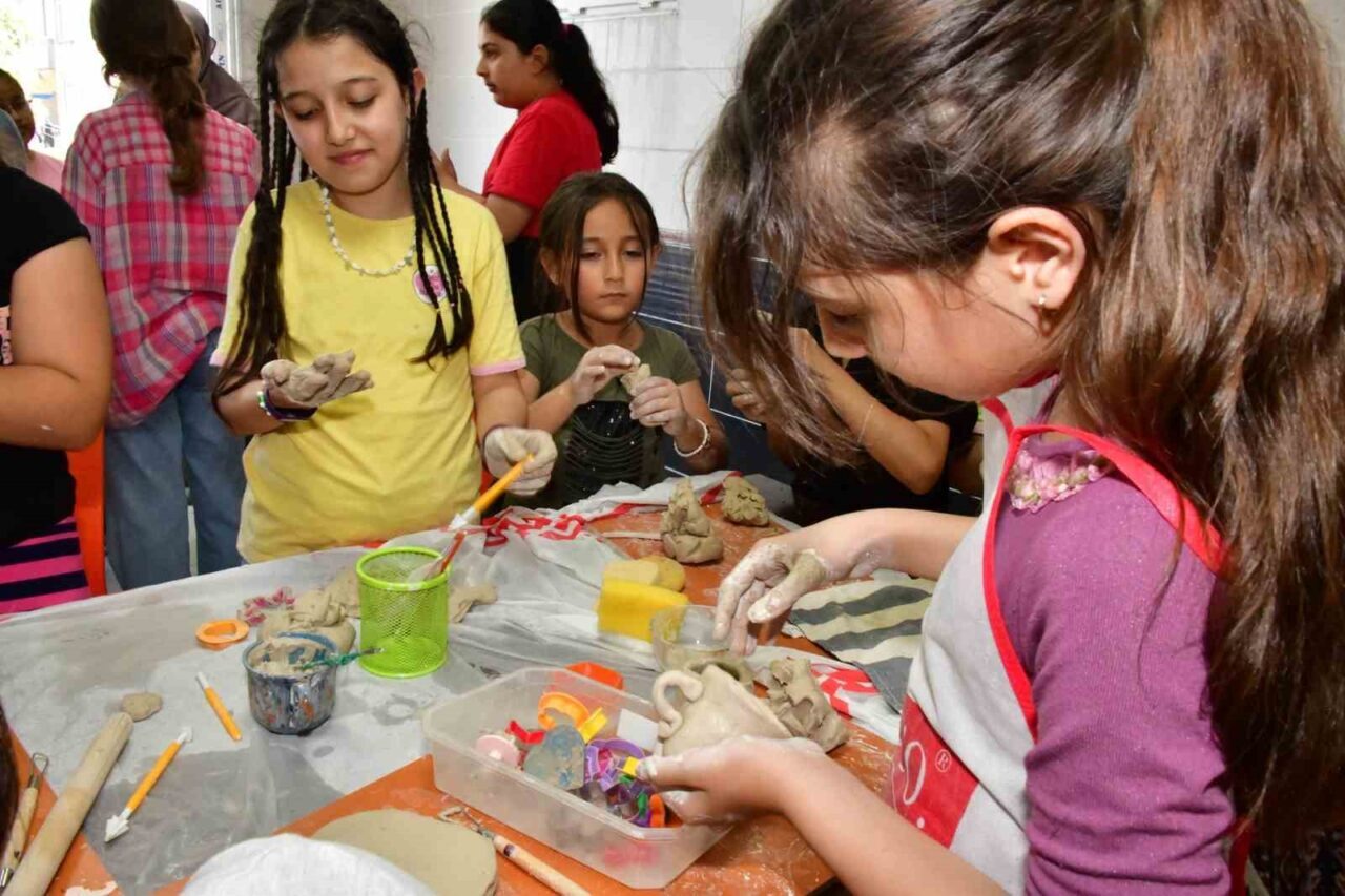 Samsun Büyükşehir Belediyesi, çocukların yaz tatillerini hem verimli hem de