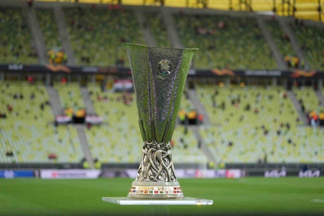 Avrupa futbolunun kulüp düzeyindeki iki numaralı organizasyonu UEFA Avrupa Ligi’nde