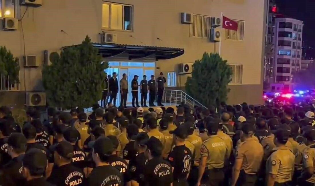 Şanlıurfa’da polis ekipleri tarafından gerçekleştirilen ’Huzur 63’ uygulamasında çeşitli suçlardan