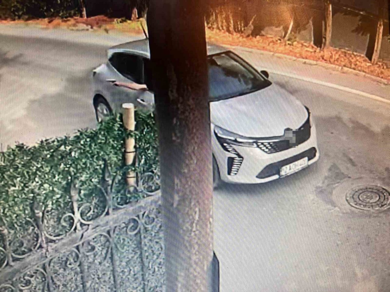 İstanbul Sarıyer’de kimliği belirsiz şüpheliler, otomobil ile geldikleri evin önüne