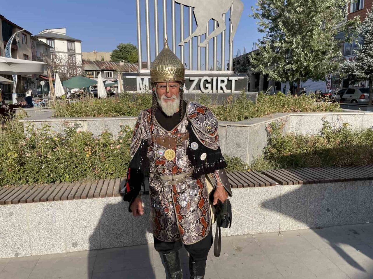 Denizli’nin Tavas ilçesinden Malazgirt sevdalısı Hacı Hasan Keskin, yıllar önce