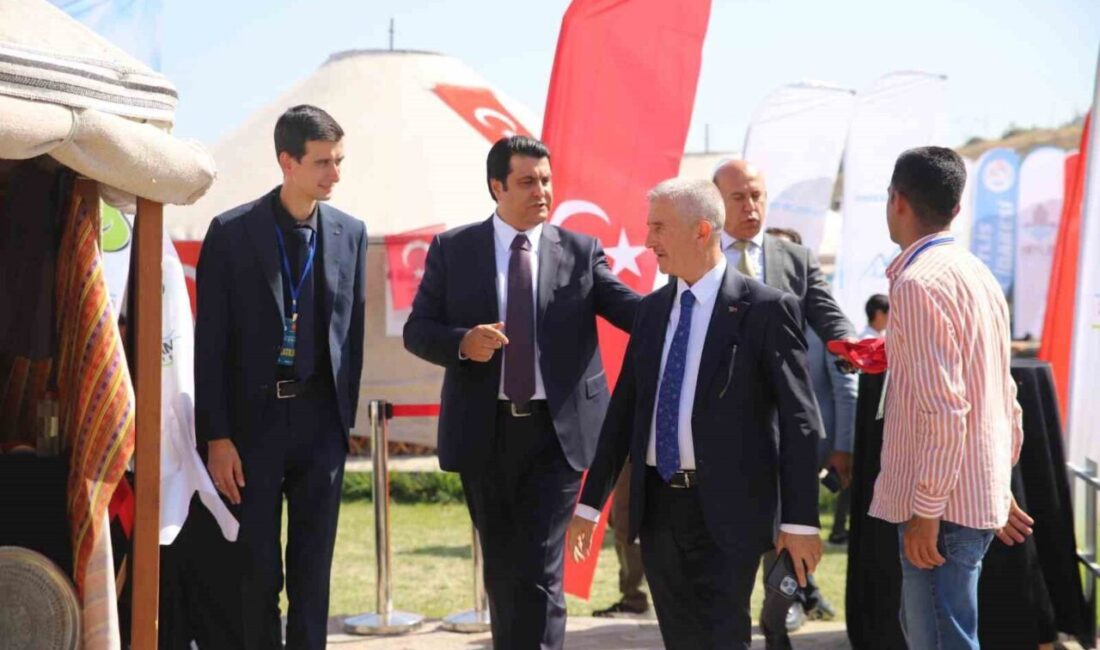 Şehitkamil Belediye Başkanı Umut Yılmaz, Malazgirt Zaferi’nin kutlamaları çerçevesinde Bitlis’in